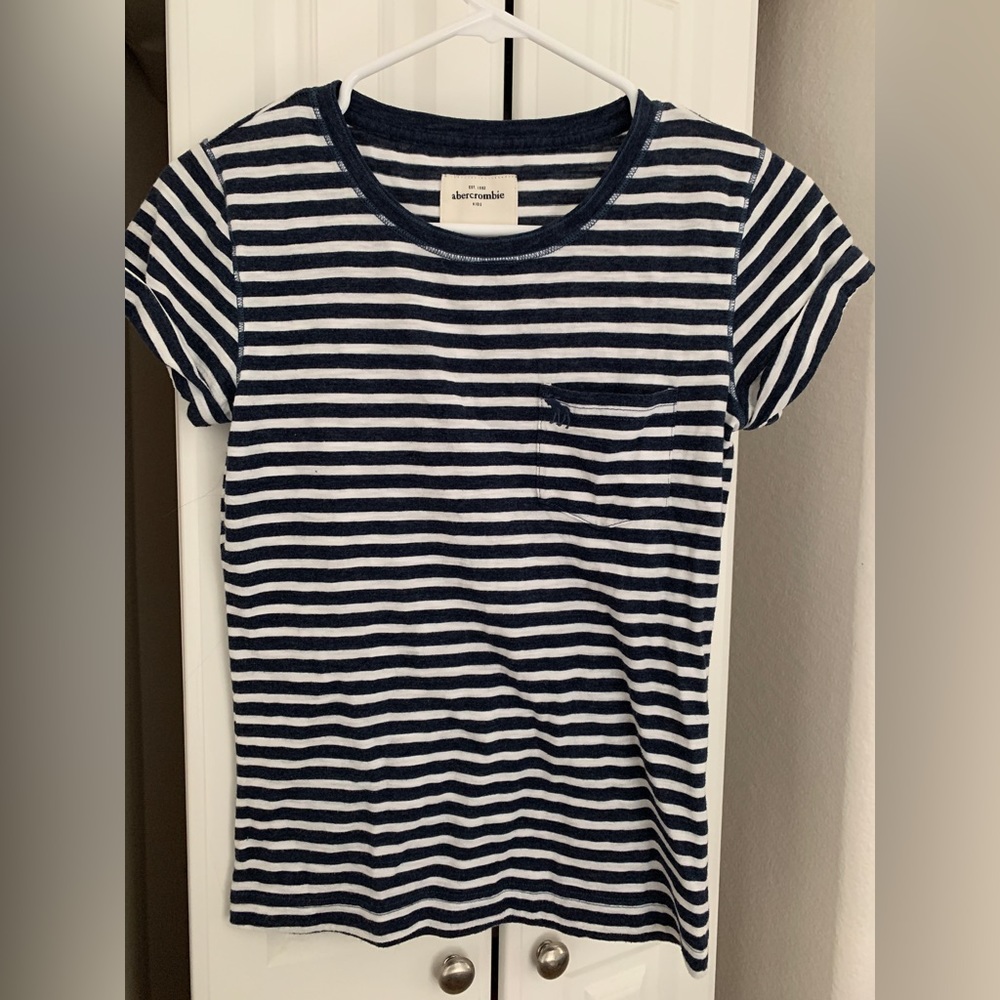 Abercrombie Kids Girls Striped Logo Short Sleeve Pocket Tee t shirt Medium A&F